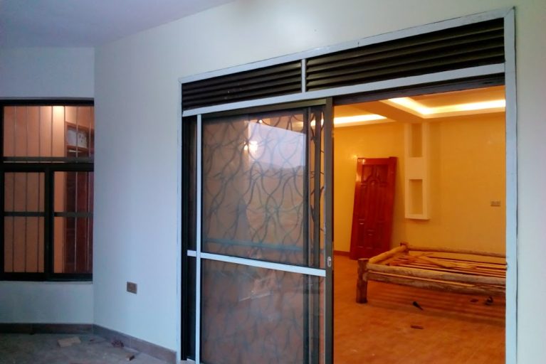Aluminum and glass certain walls installation (1)